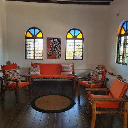 Blue Moon Villa Pwani Mchangani Esterno foto